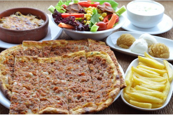 Kıymalı Pide
