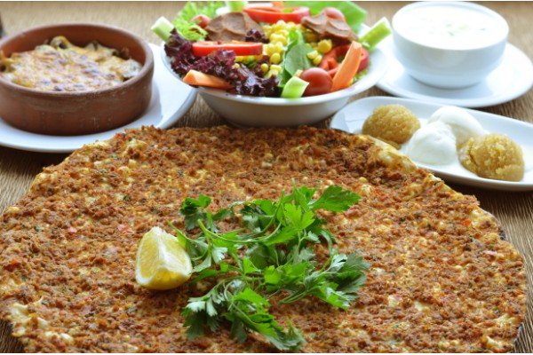 Lahmacun  tek adet 360  2 Adet 600